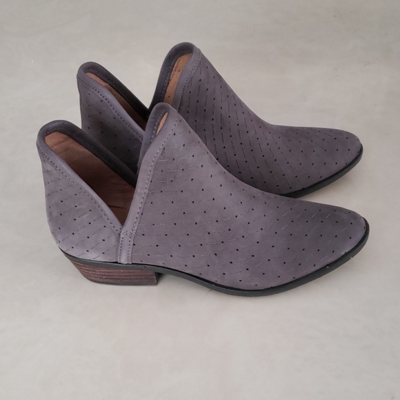 Lucky Brand - Kelbie Booties 6.5M - Picture 3 of 8